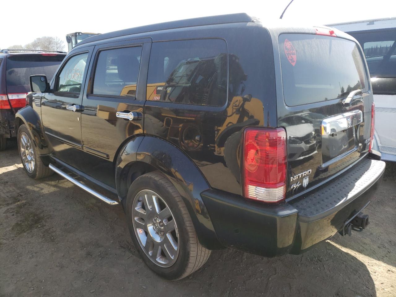 Photo 3 from auction – 2007 DODGE NITRO R/T with VIN 1D8GU58667W626329
