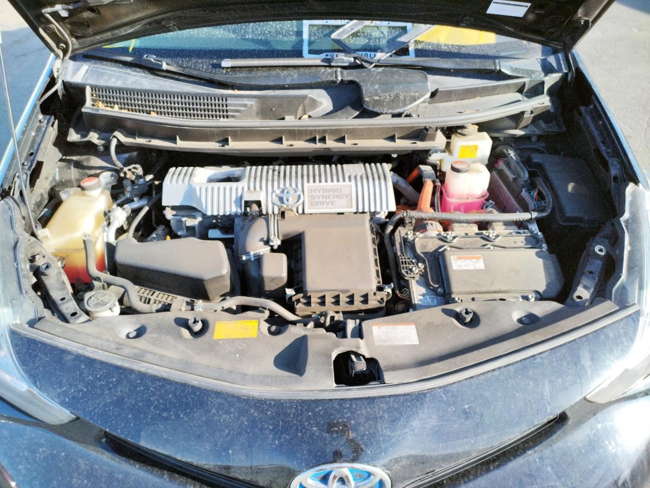 Photo 7 from auction – 2015 TOYOTA PRIUS V with VIN JTDZN3EU4FJ028733