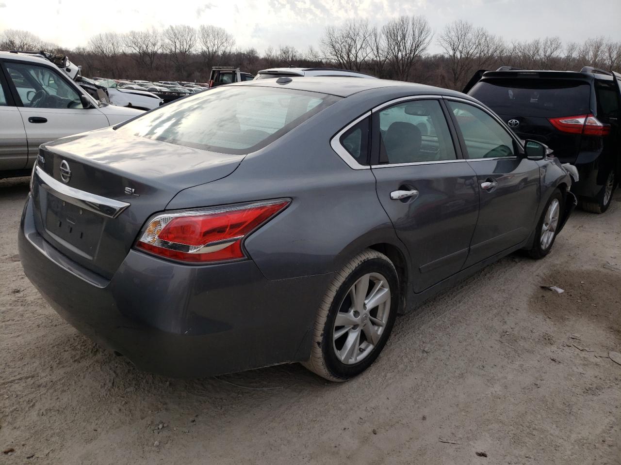 Photo 4 from auction – 2015 NISSAN ALTIMA 2.5 with VIN 1N4AL3AP5FC214259