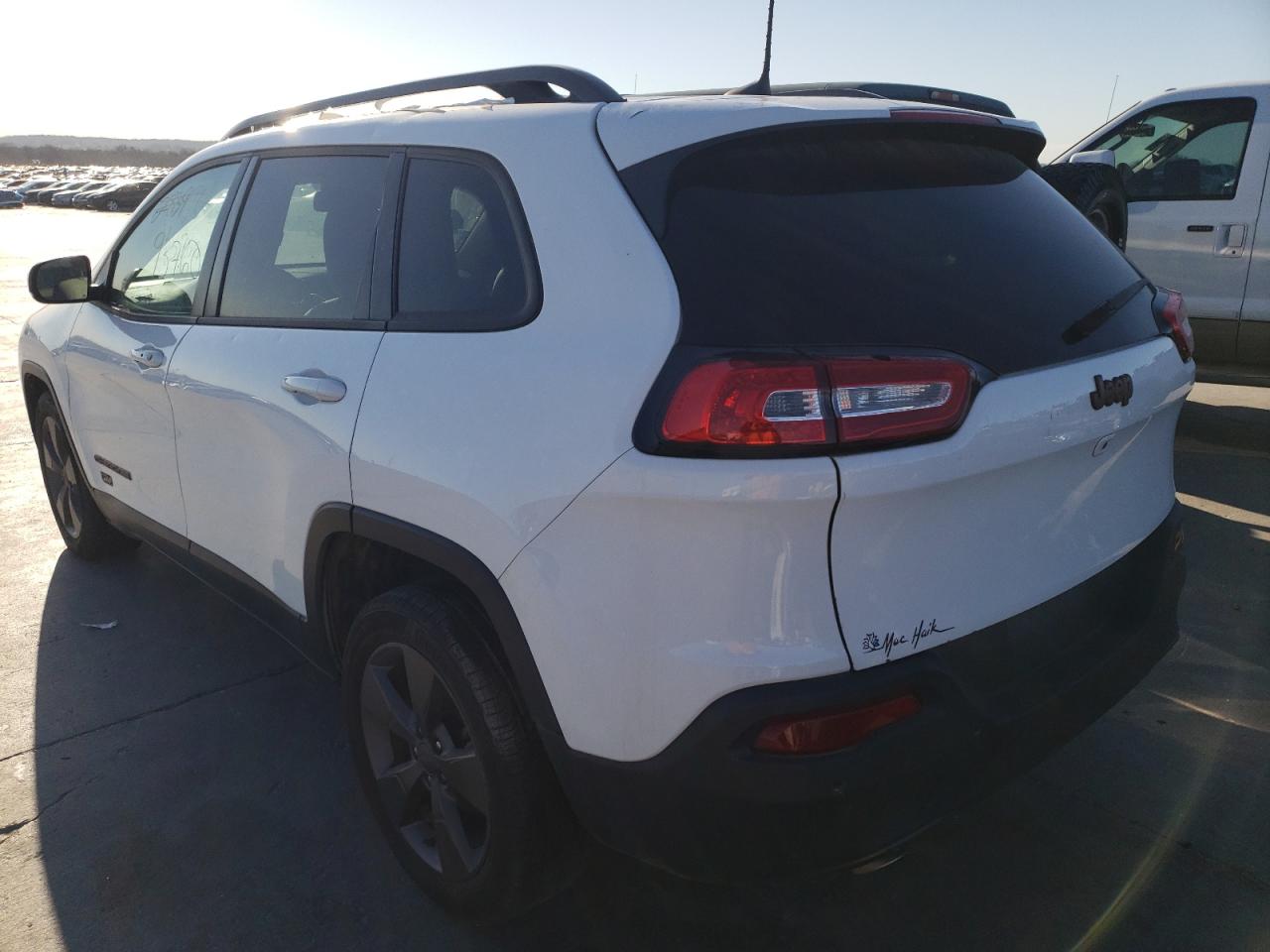 Photo 3 from auction – 2016 JEEP CHEROKEE L with VIN 1C4PJLCB9GW283970