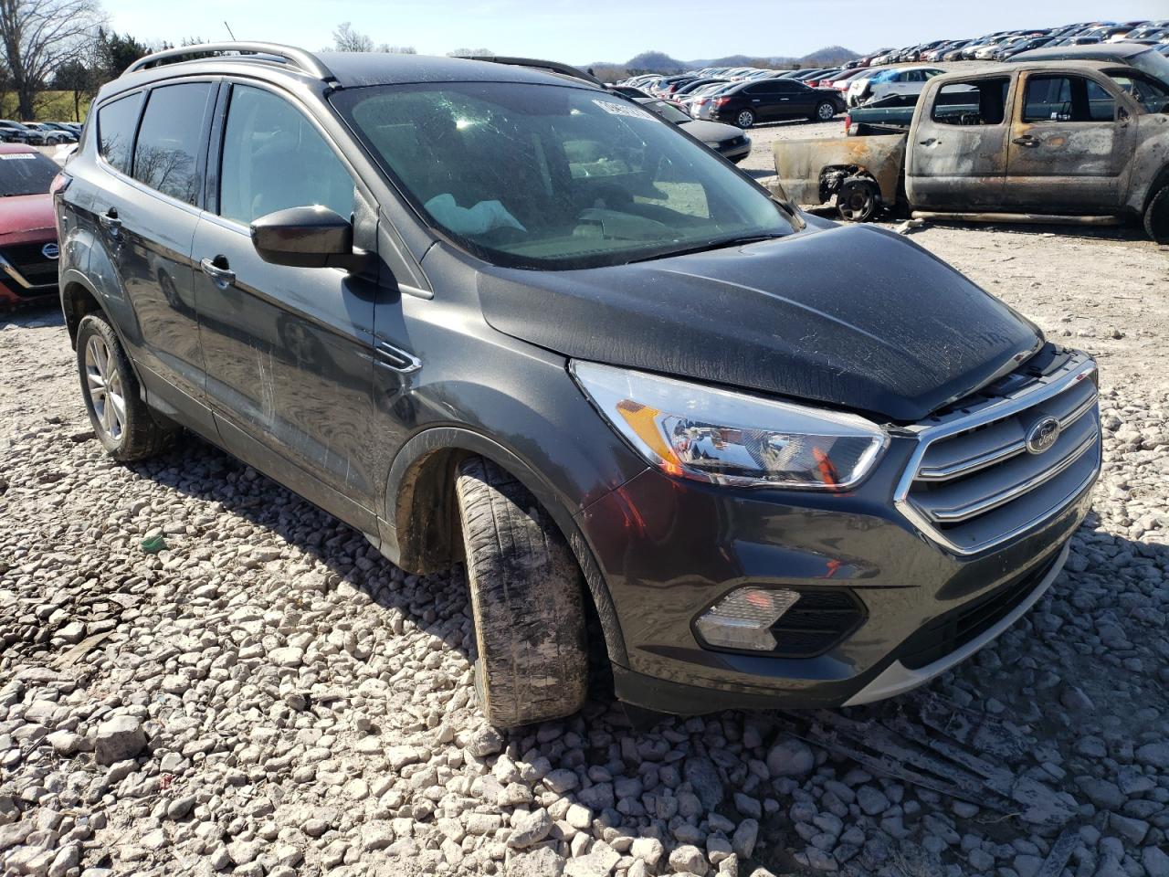 FORD ESCAPE SE 2018 with VIN 1FMCU0GD3JUC10740 - Photo from auction