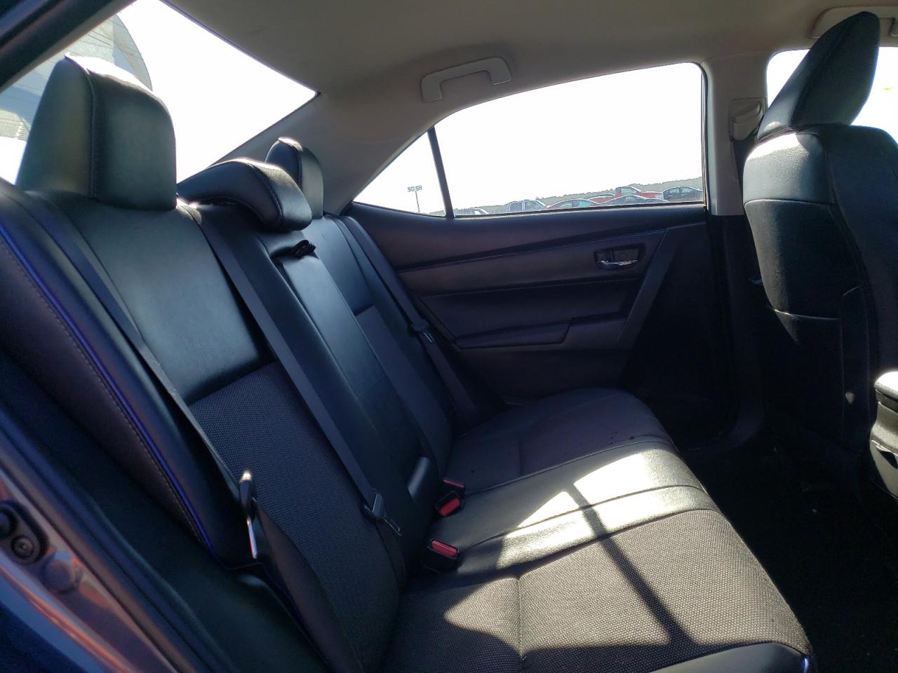 Photo 6 from auction – 2017 TOYOTA COROLLA L with VIN 5YFBURHE5HP671411