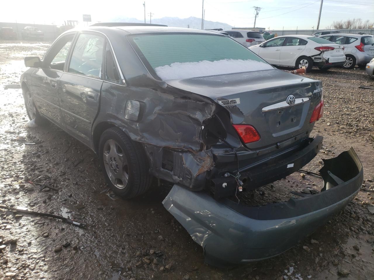 Photo 3 from auction – 2003 TOYOTA AVALON XL with VIN 4T1BF28BX3U301568