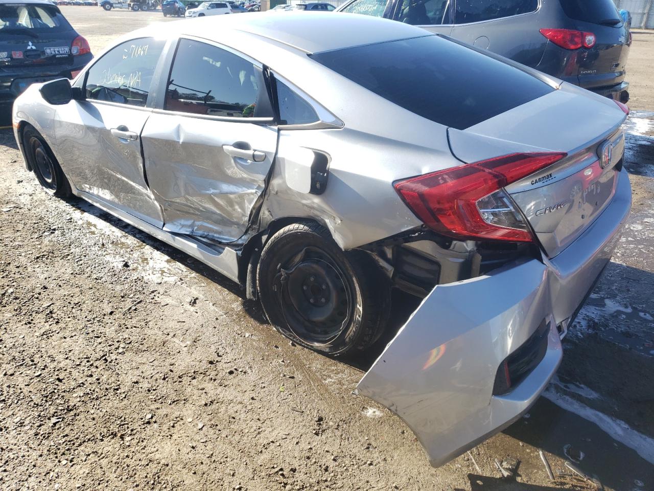 Photo 9 from auction – 2016 HONDA CIVIC LX with VIN 19XFC2F53GE211873
