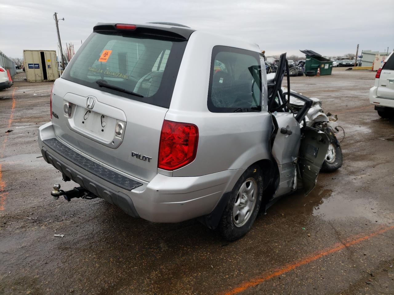 Photo 4 from auction – 2005 HONDA PILOT LX with VIN 2HKYF18115H546417