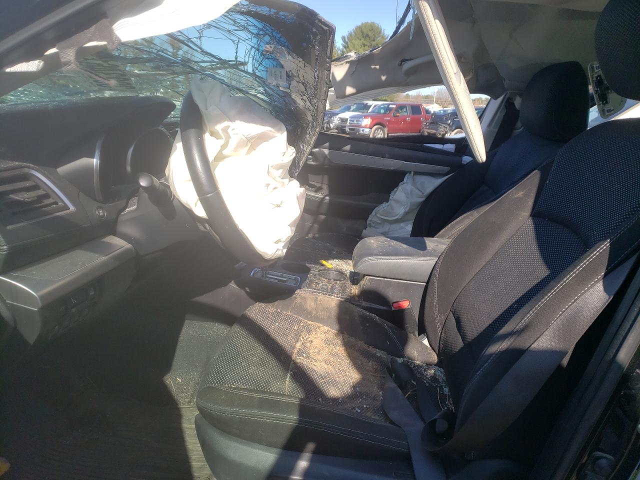 Photo 5 from auction – 2018 SUBARU OUTBACK 2. with VIN 4S4BSAFCXJ3221286