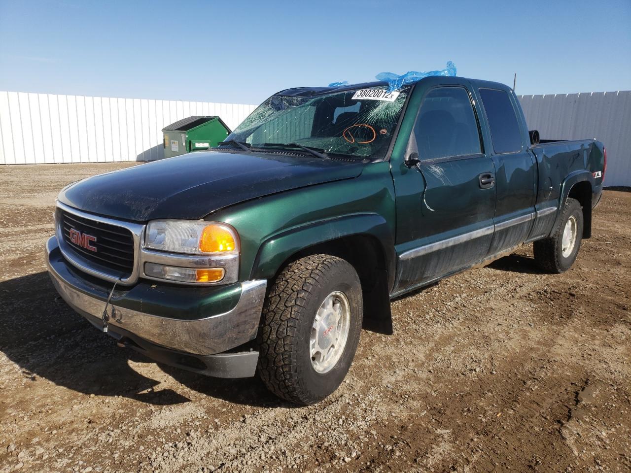 Photo 2 from auction – 2002 GMC NEW SIERRA with VIN 2GTEK19T621197590