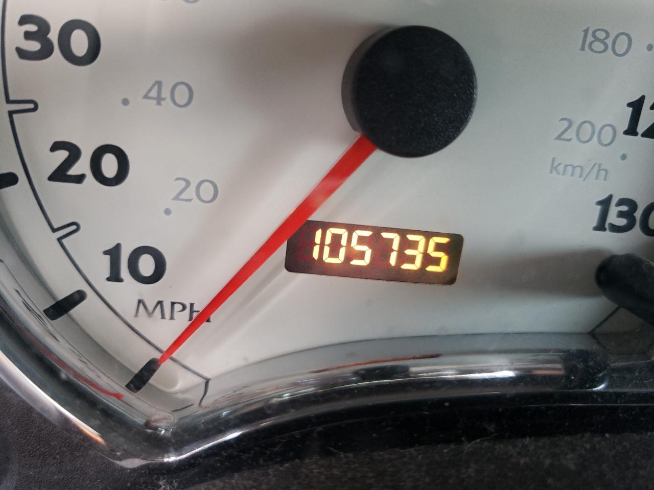 Photo 8 from auction – 2006 SATURN VUE with VIN 5GZCZ33D46S828339