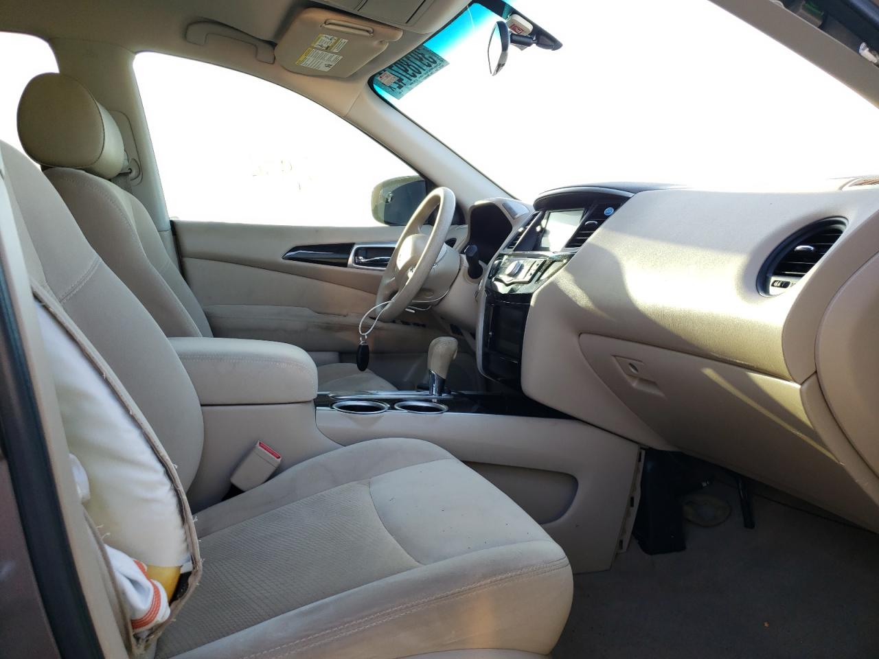 Photo 5 from auction – 2014 NISSAN PATHFINDER with VIN 5N1AR2MN8EC735810