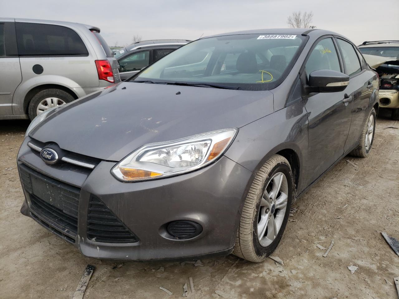 Photo 2 from auction – 2014 FORD FOCUS SE with VIN 1FADP3F29EL431178
