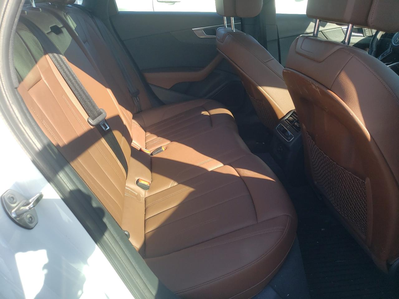 Photo 6 from auction – 2017 AUDI A4 PREMIUM with VIN WAUENAF45HN025902