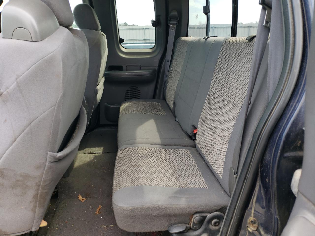 Photo 6 from auction – 2003 FORD F-150 with VIN 2FTRX18L23CB11489