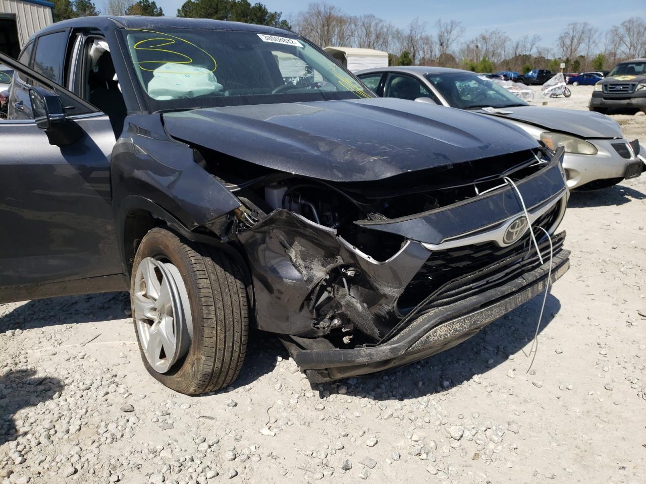 Photo 9 from auction – 2021 TOYOTA HIGHLANDER with VIN 5TDCZRAH9MS517795