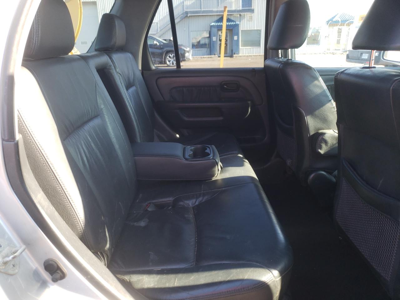 Photo 6 from auction – 2004 HONDA CR-V EX with VIN JHLRD78934C812651