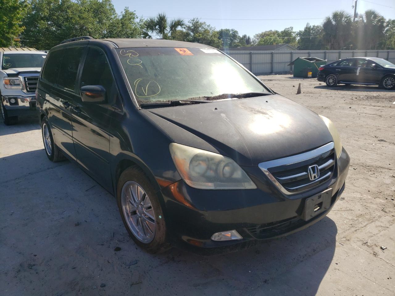 HONDA ODYSSEY 2005 with VIN 5FNRL38875B101538 - Photo from auction
