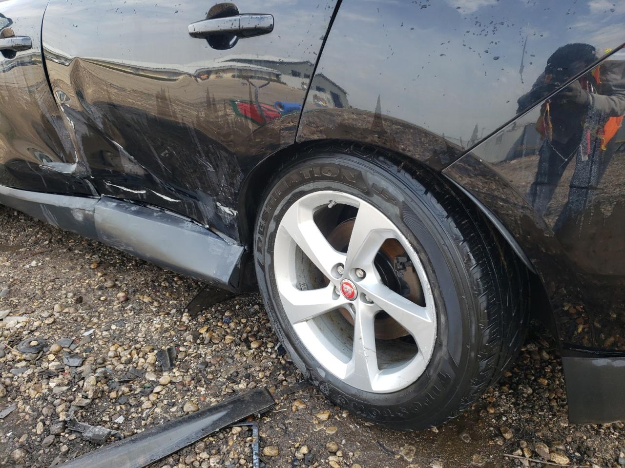 Photo 9 from auction – 2017 JAGUAR F-PACE PRE with VIN SADCJ2BV4HA050442