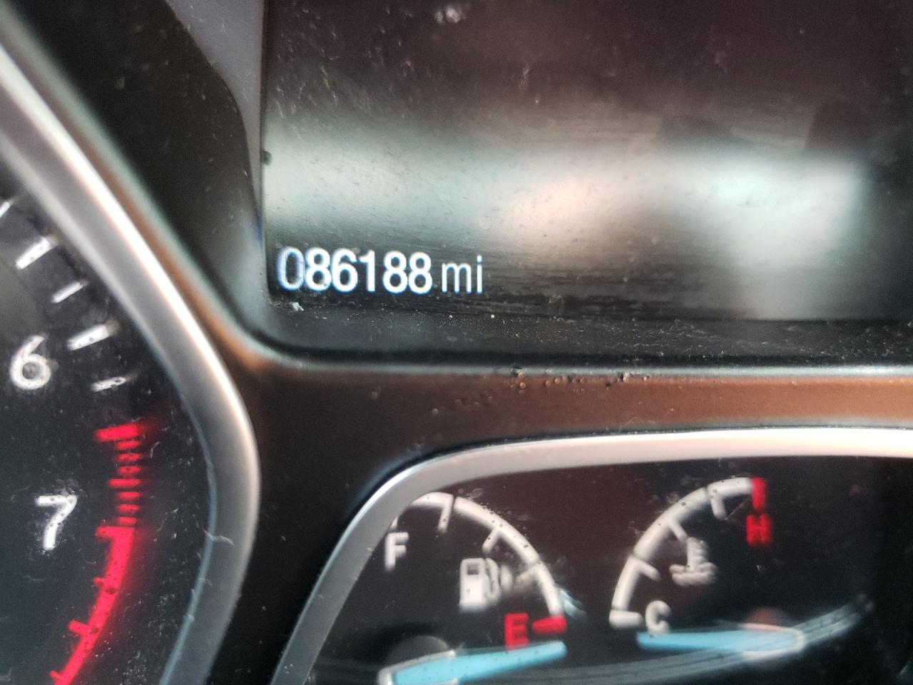 Photo 8 from auction – 2018 FORD ESCAPE SE with VIN 1FMCU0GD8JUA70460