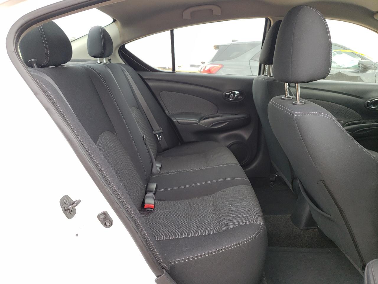Photo 6 from auction – 2016 NISSAN VERSA S with VIN 3N1CN7AP8GL882568