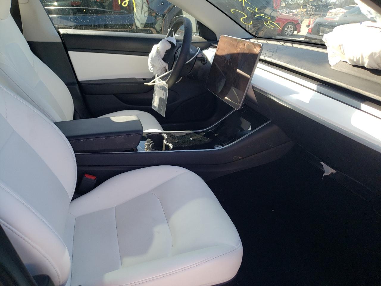 Photo 5 from auction – 2020 TESLA MODEL 3 with VIN 5YJ3E1EA9LF661991
