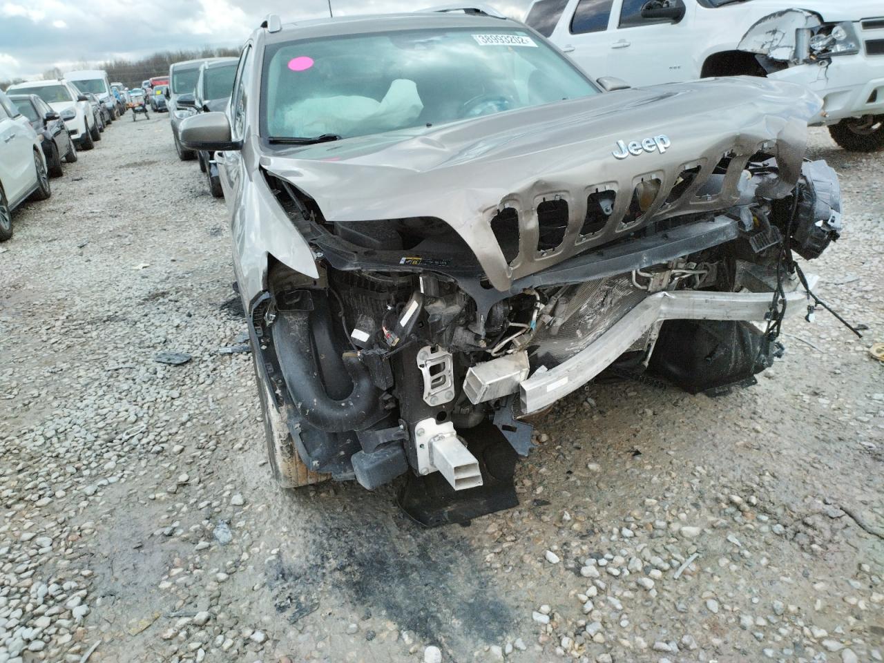 Photo 9 from auction – 2019 JEEP CHEROKEE L with VIN 1C4PJMDX5KD291407