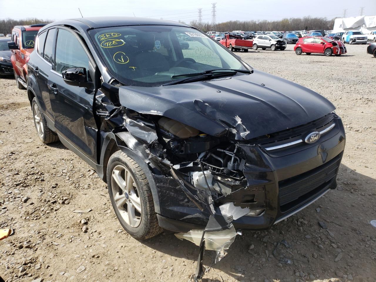 FORD ESCAPE SE 2015 with VIN 1FMCU0G77FUB56330 - Photo from auction