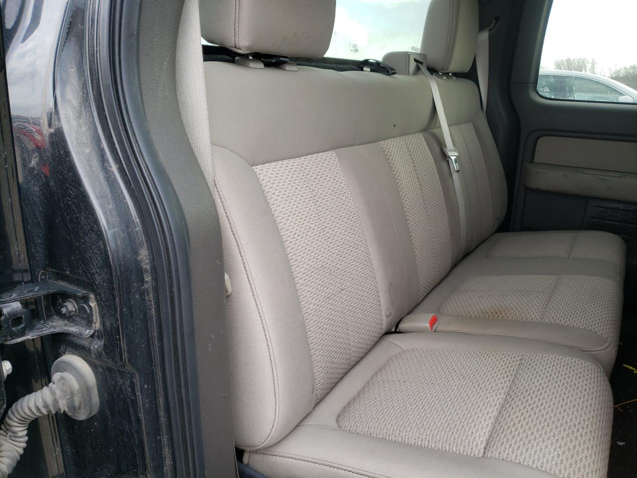 Photo 6 from auction – 2010 FORD F150 SUPER with VIN 1FTEX1C81AFA74714