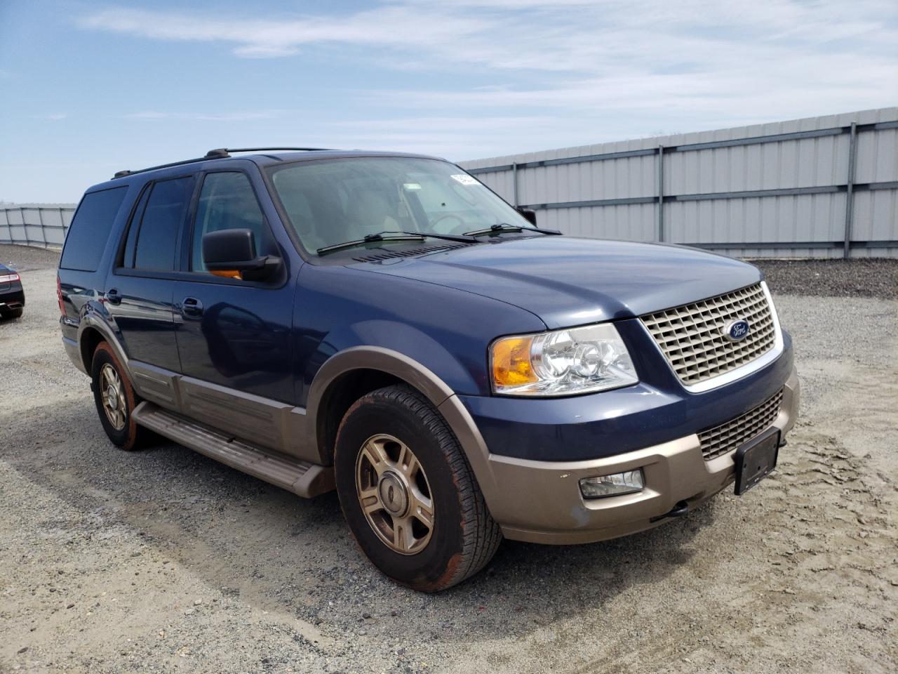 FORD EXPEDITION 2005 with VIN 1FMFU18L54LB75119 - Photo from auction