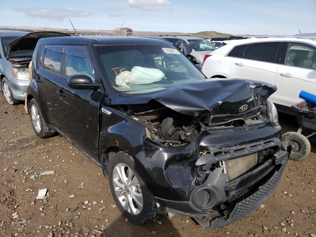KIA SOUL + 2015 with VIN KNDJP3A59F7177271 - Photo from auction
