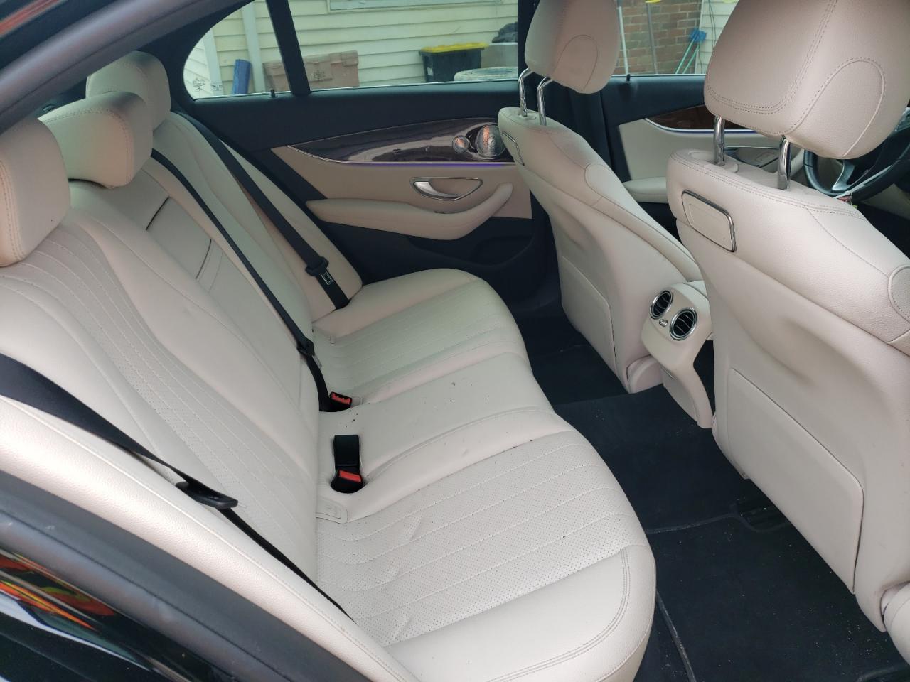 Photo 6 from auction – 2018 MERCEDES-BENZ E 300 4MAT with VIN WDDZF4KB7JA348147