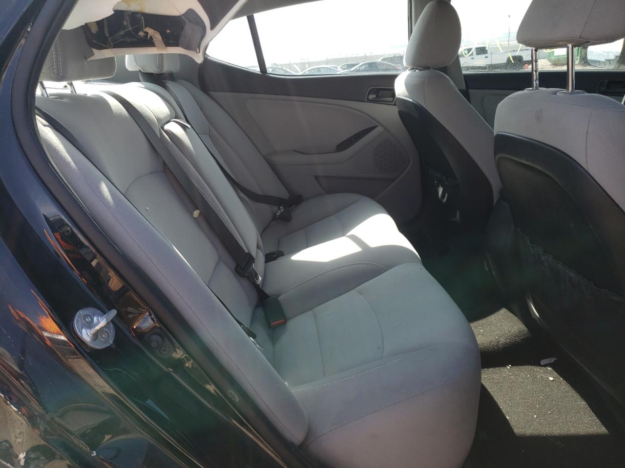 Photo 6 from auction – 2015 KIA OPTIMA LX with VIN 5XXGM4A72FG517085