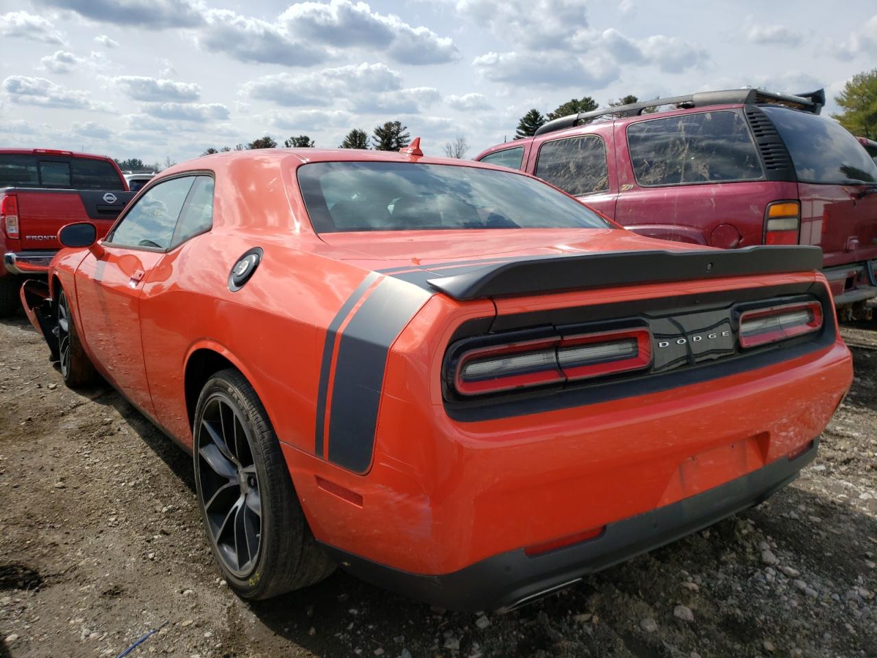 Photo 3 from auction – 2016 DODGE CHALLENGER with VIN 2C3CDZFJ9GH322488