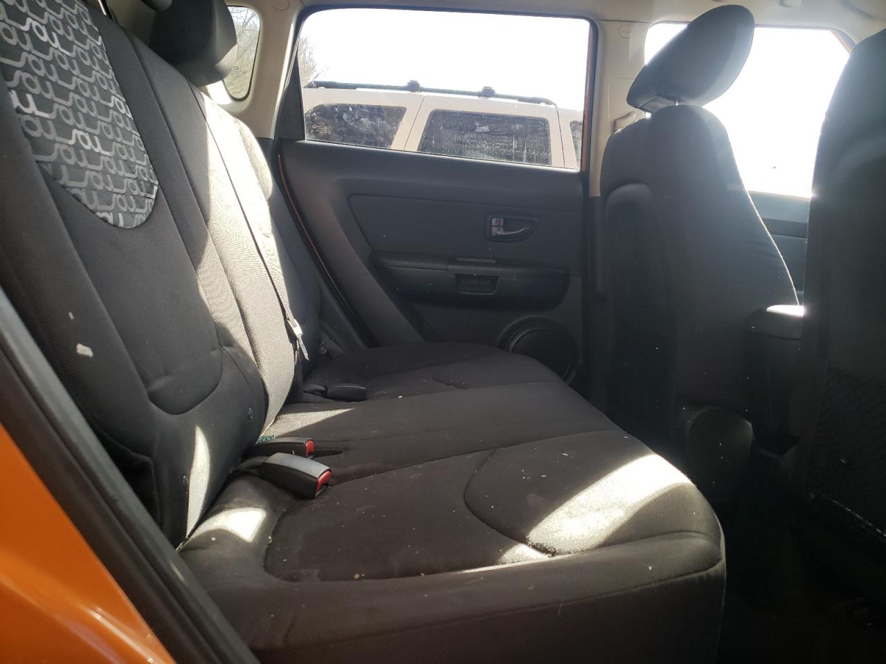 Photo 6 from auction – 2011 KIA SOUL + with VIN KNDJT2A24B7231548