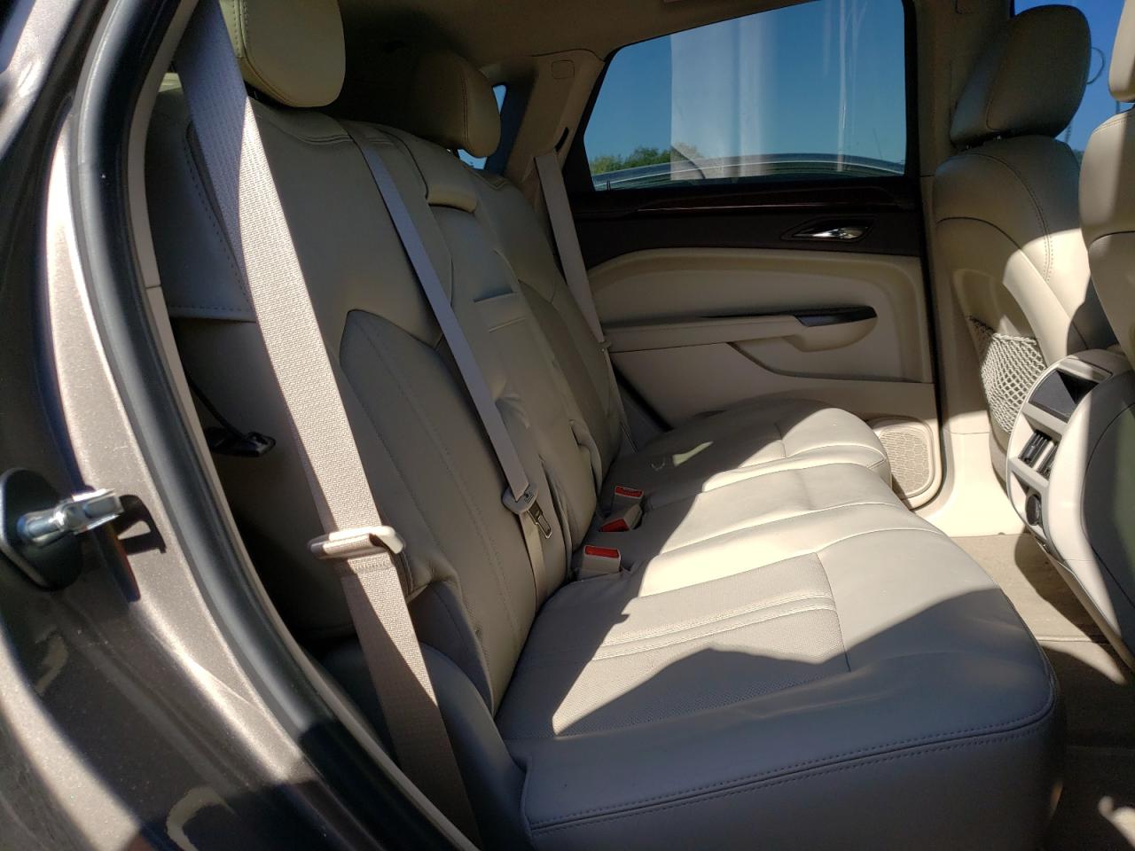 Photo 6 from auction – 2012 CADILLAC SRX LUXURY with VIN 3GYFNAE36CS579104