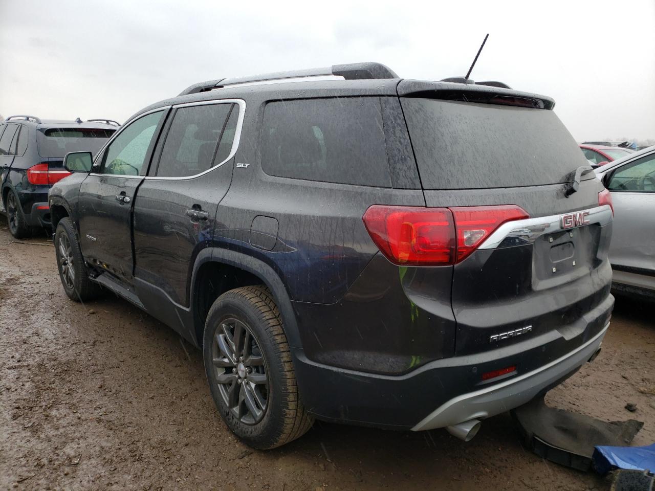 Photo 3 from auction – 2017 GMC ACADIA SLT with VIN 1GKKNMLS3HZ143731