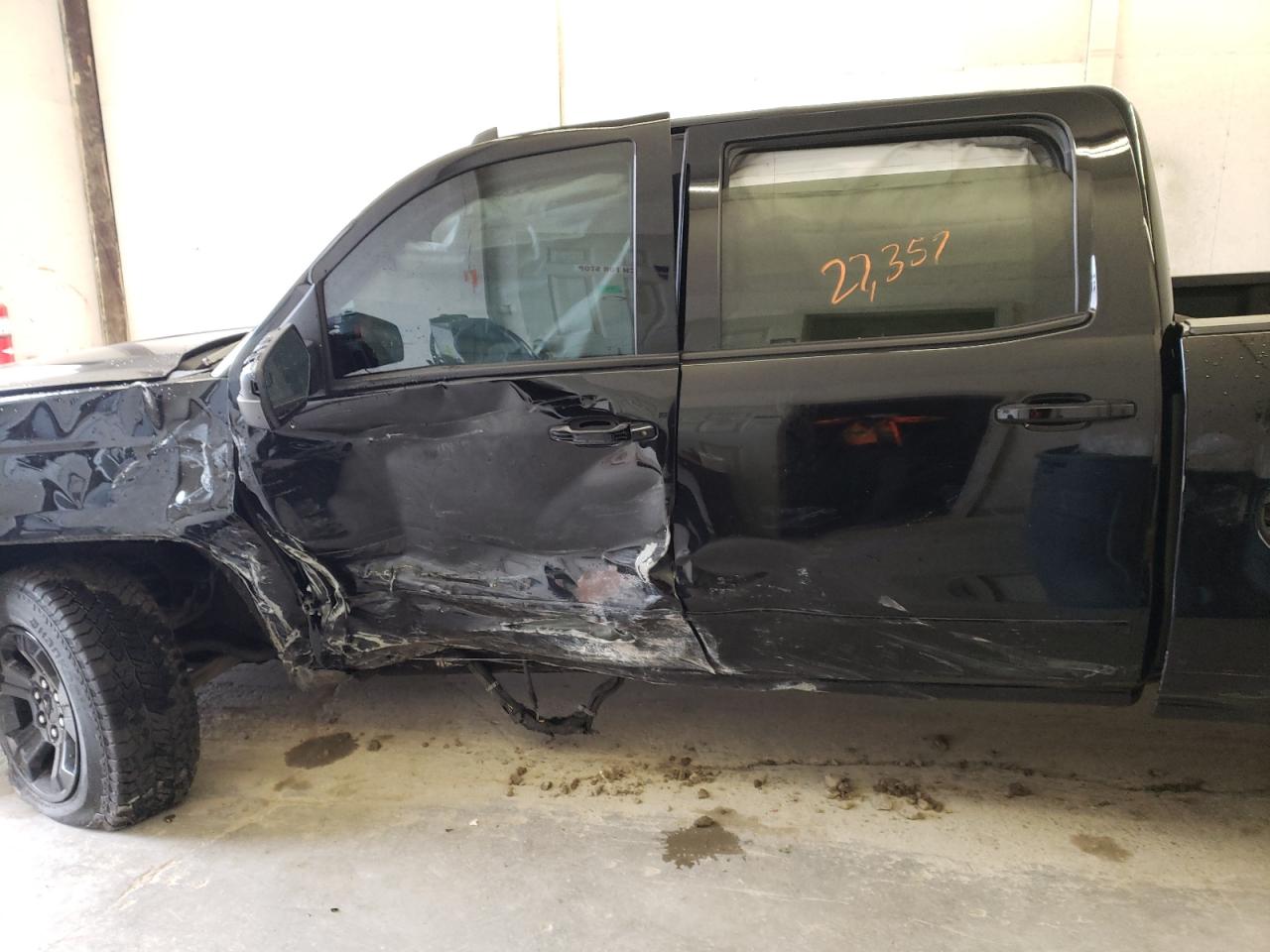 Photo 9 from auction – 2015 CHEVROLET SILVERADO with VIN 3GCUKSEC9FG413467