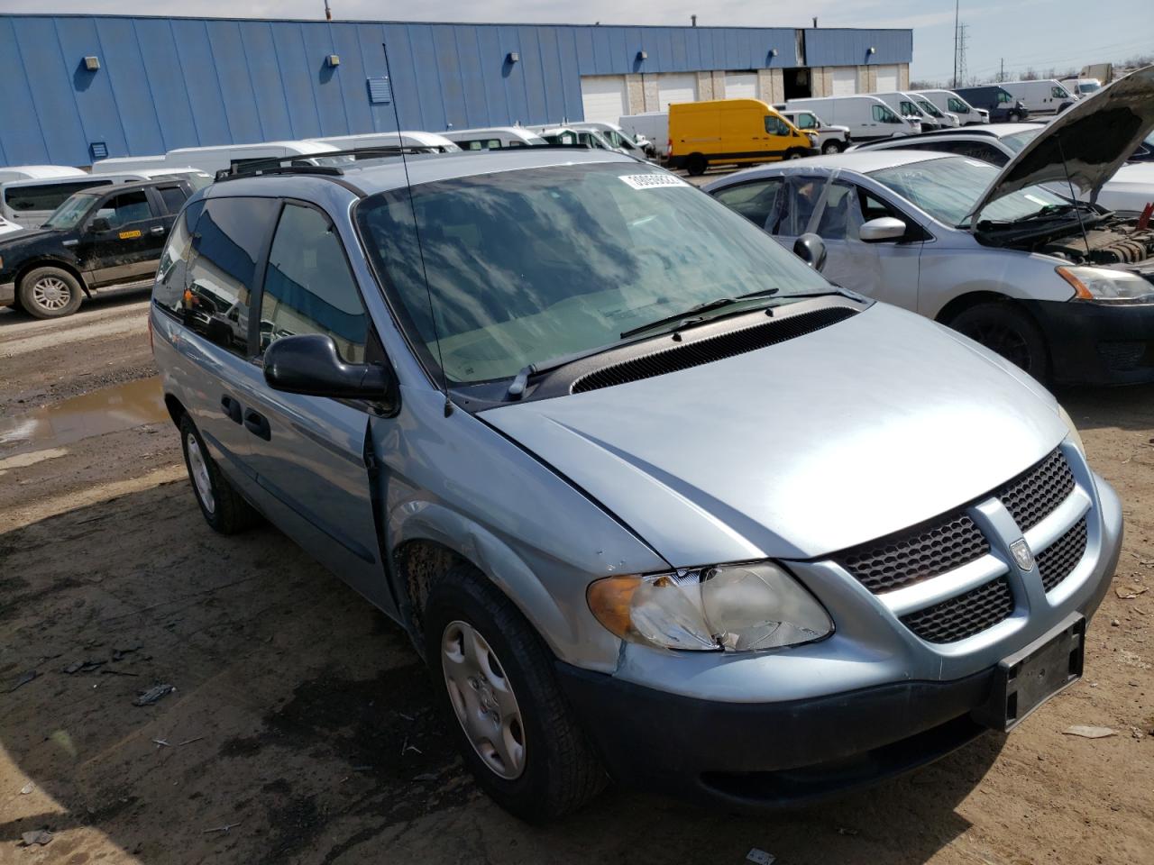 DODGE CARAVAN SE 2002 with VIN 1B4GP25332B740753 - Photo from auction