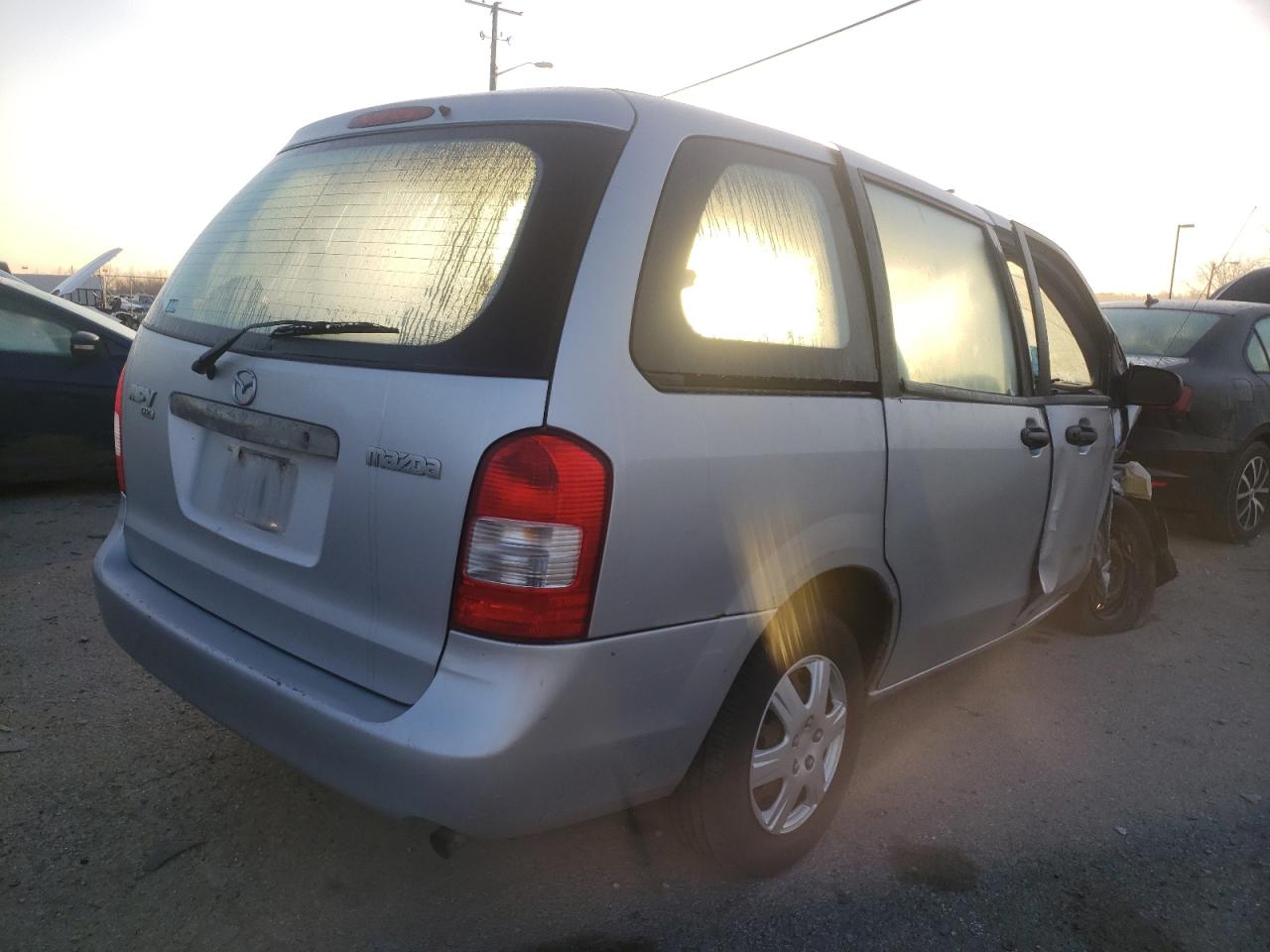Zdjęcie 4 z aukcji – 2000 MAZDA MPV WAGON z VIN JM3LW28G5Y0138287