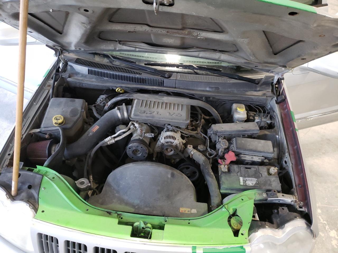 Photo 7 from auction – 2005 JEEP GRAND CHER with VIN 1J4GR48K25C523117