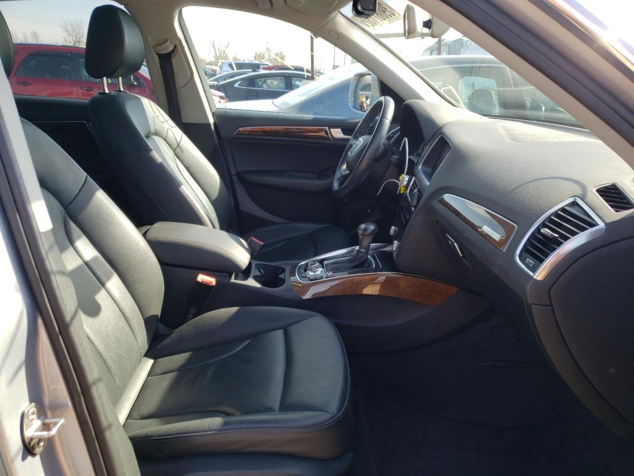 Photo 5 from auction – 2015 AUDI Q5 PREMIUM with VIN WA1CFAFP8FA008186