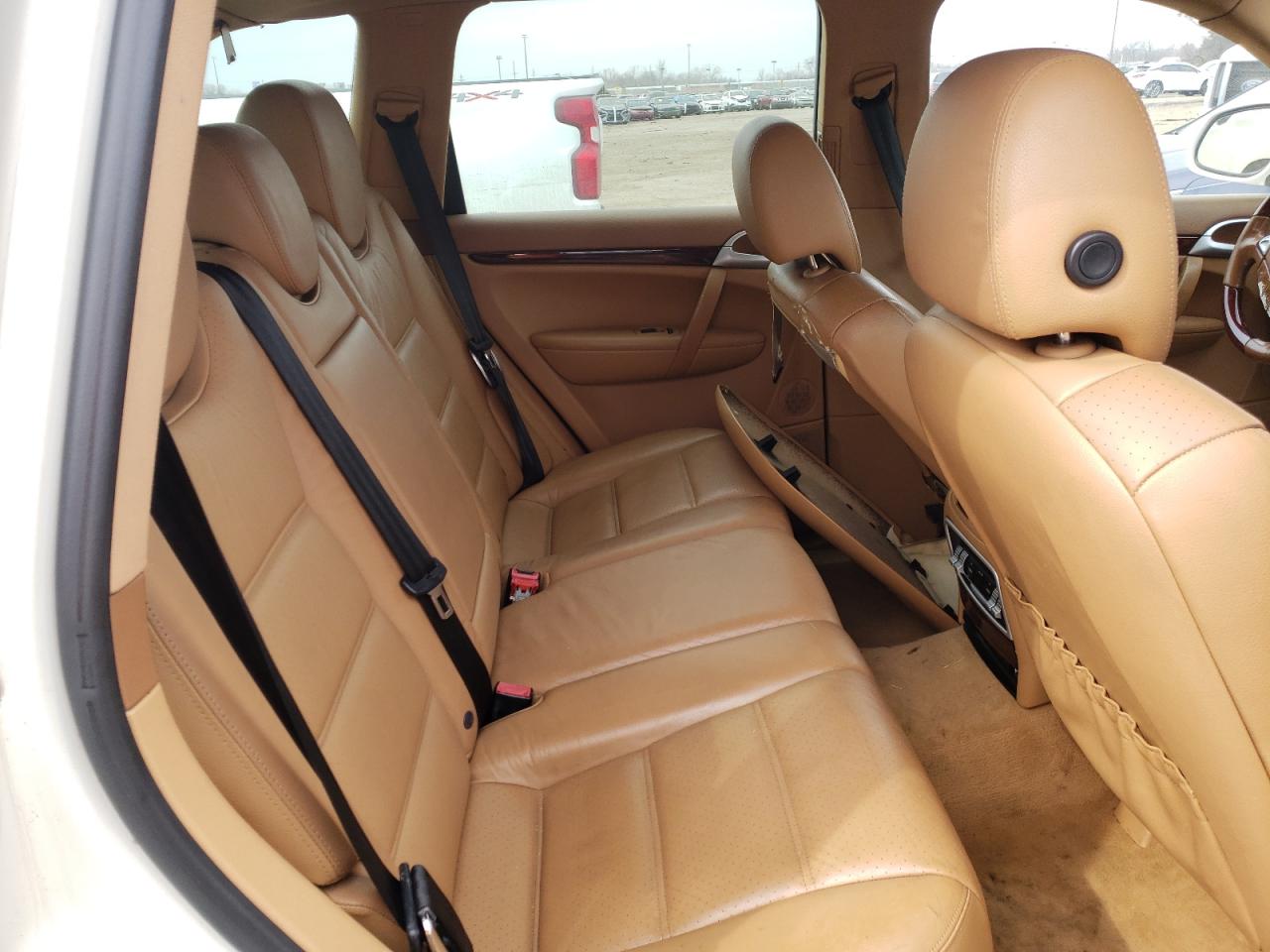 Photo 6 from auction – 2005 PORSCHE CAYENNE S with VIN WP1AB29P95LA62026