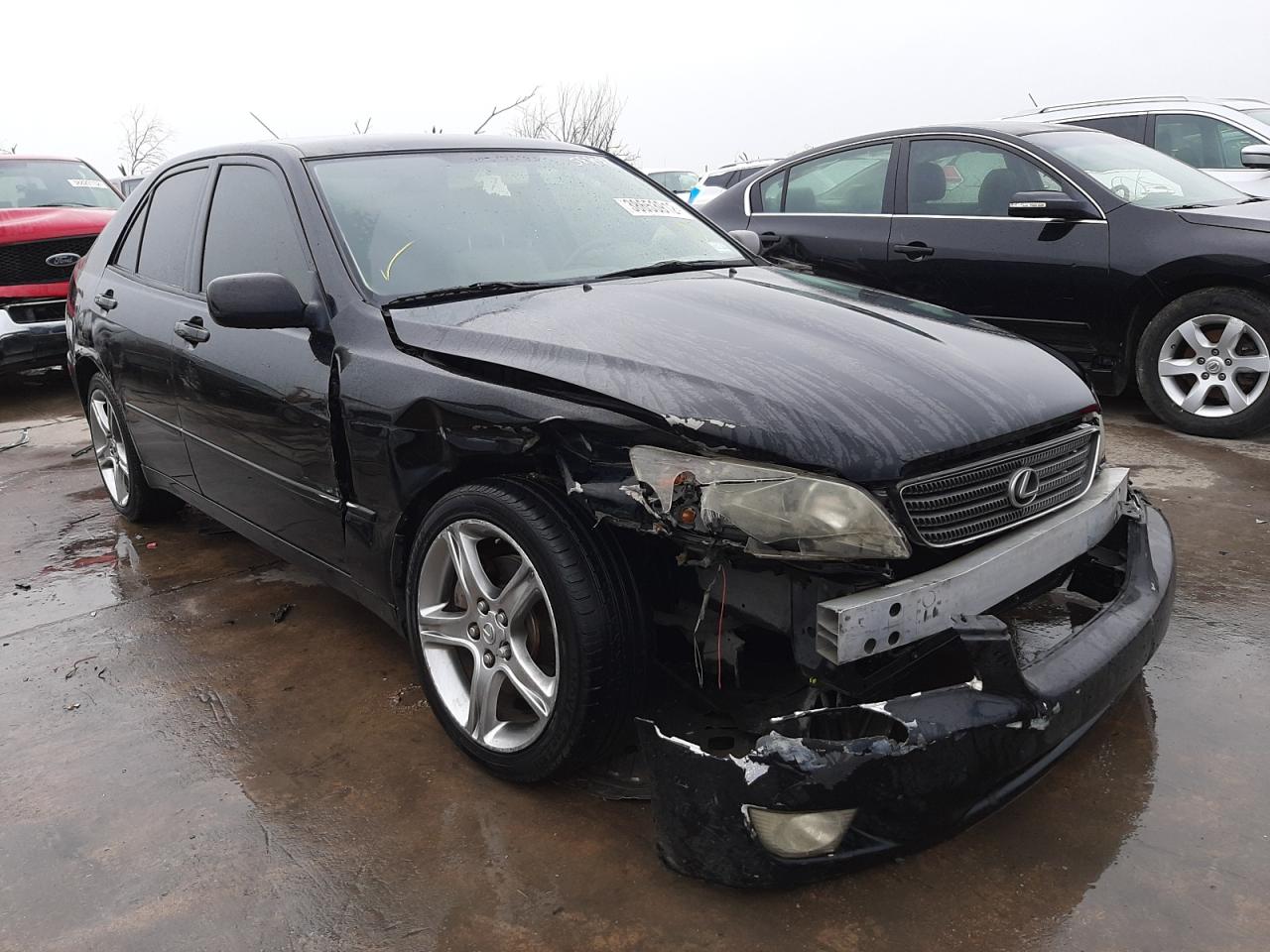 LEXUS IS 300 2001 with VIN JTHBD182710030895 - Photo from auction