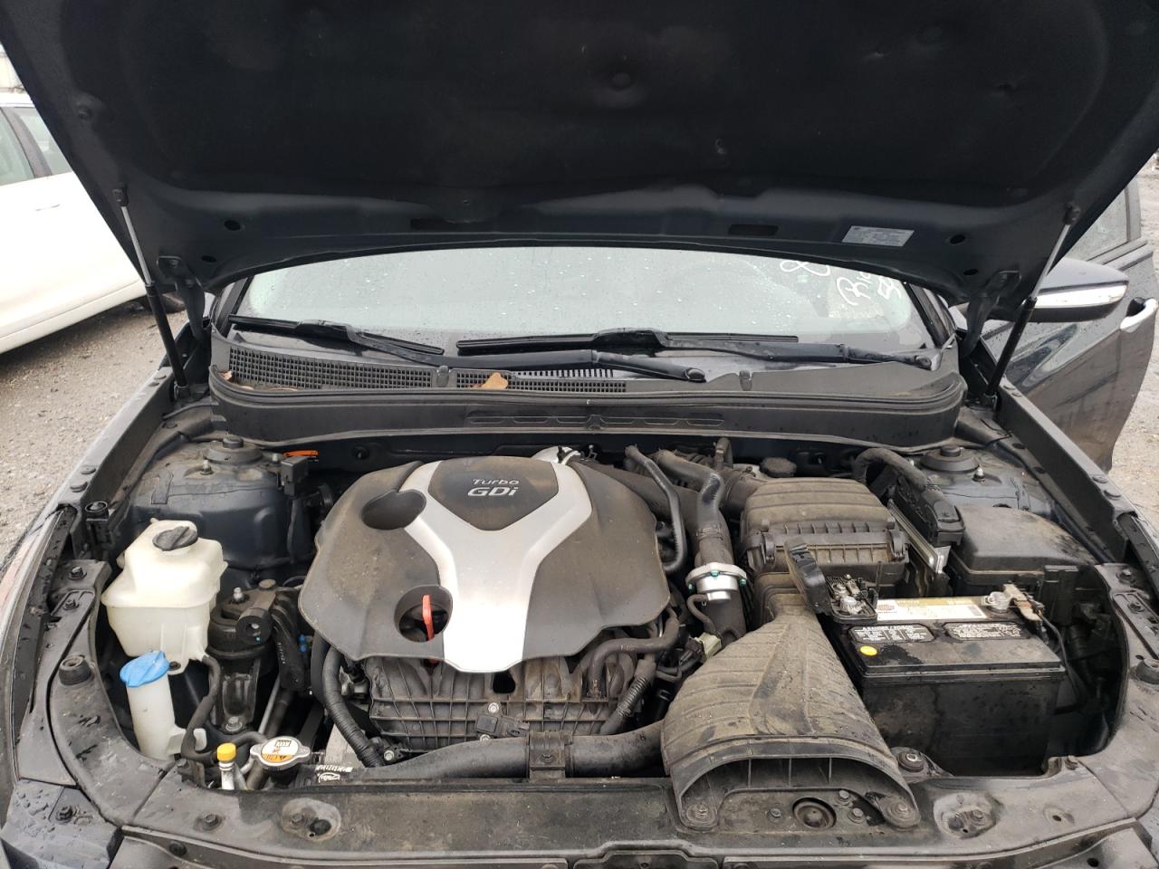 Photo 7 from auction – 2014 HYUNDAI SONATA SE with VIN 5NPEC4AB5EH861298