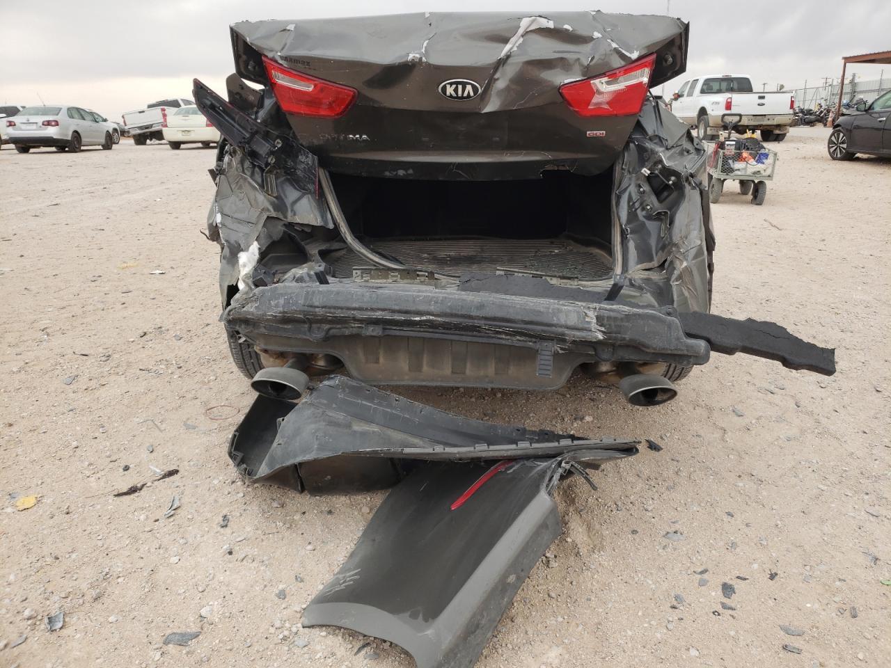 Photo 9 from auction – 2015 KIA OPTIMA LX with VIN 5XXGM4A71FG401876