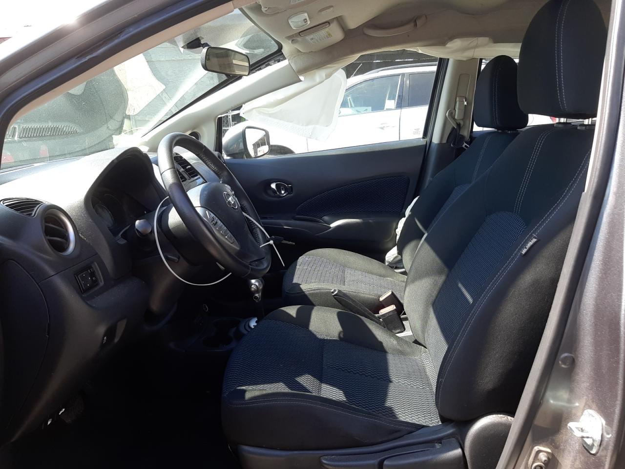 Photo 5 from auction – 2017 NISSAN VERSA NOTE with VIN 3N1CE2CP1HL367896