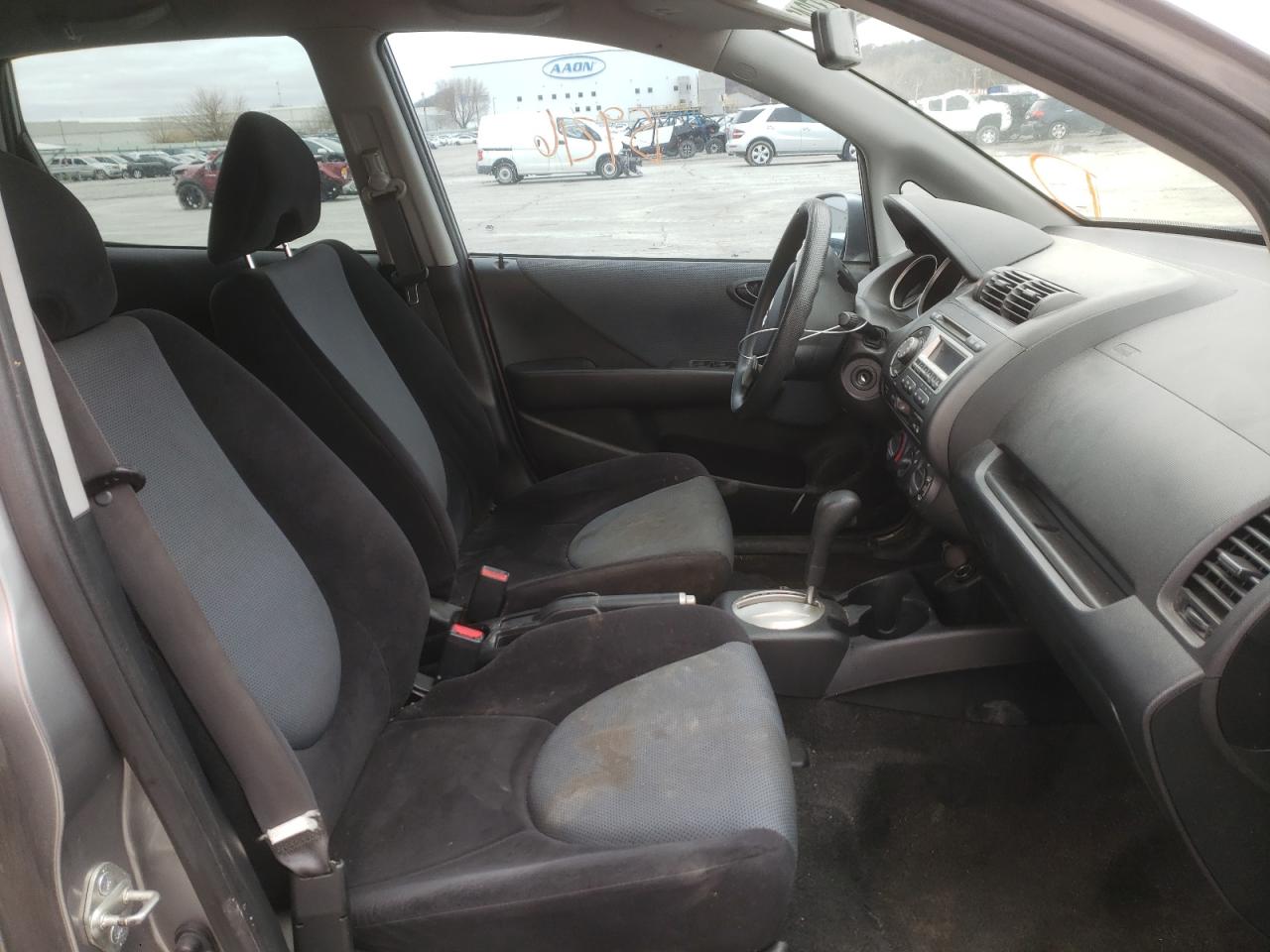 Photo 5 from auction – 2008 HONDA FIT with VIN JHMGD38498S068694