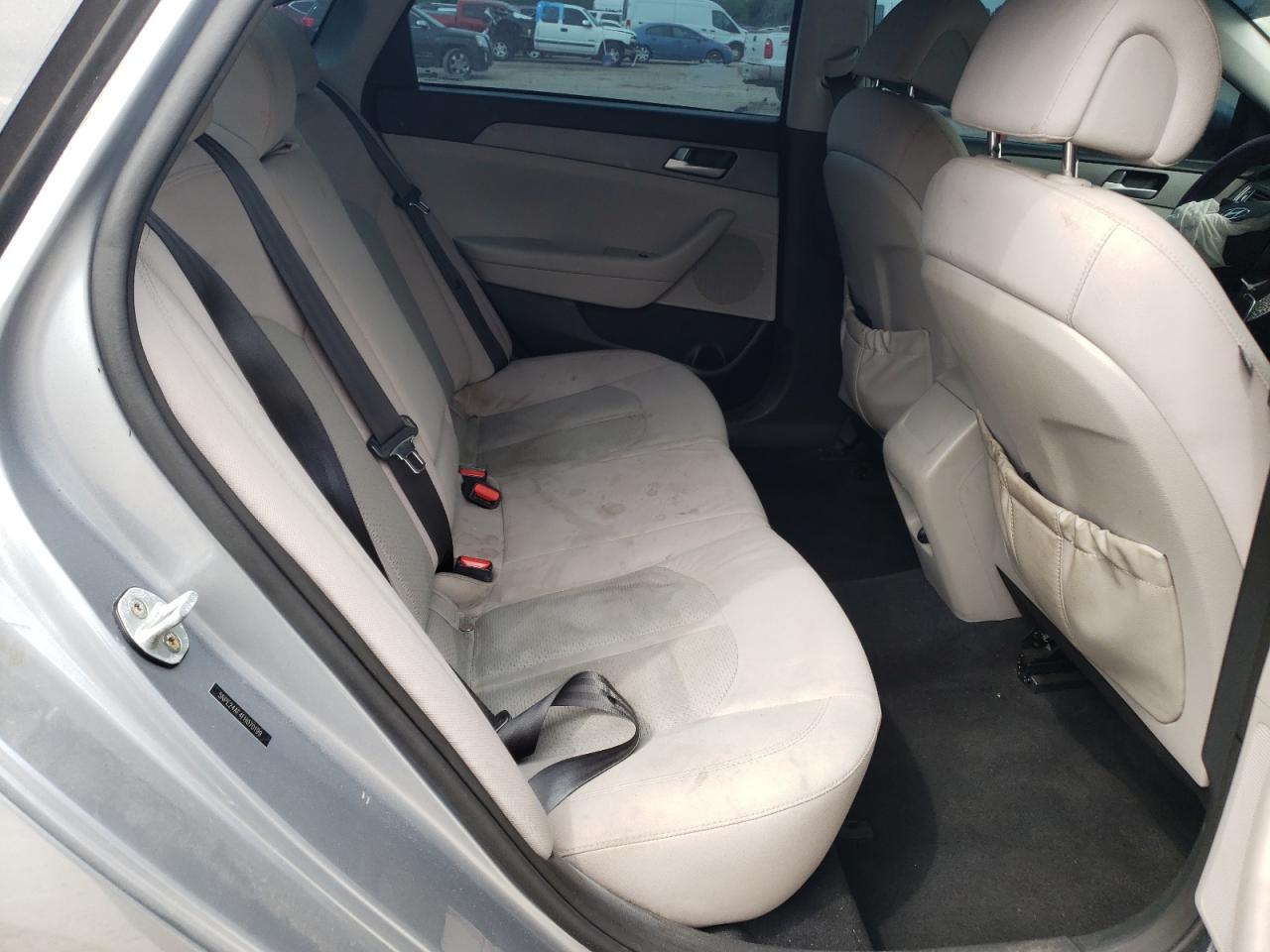 Photo 6 from auction – 2015 HYUNDAI SONATA SE with VIN 5NPE24AF4FH070199