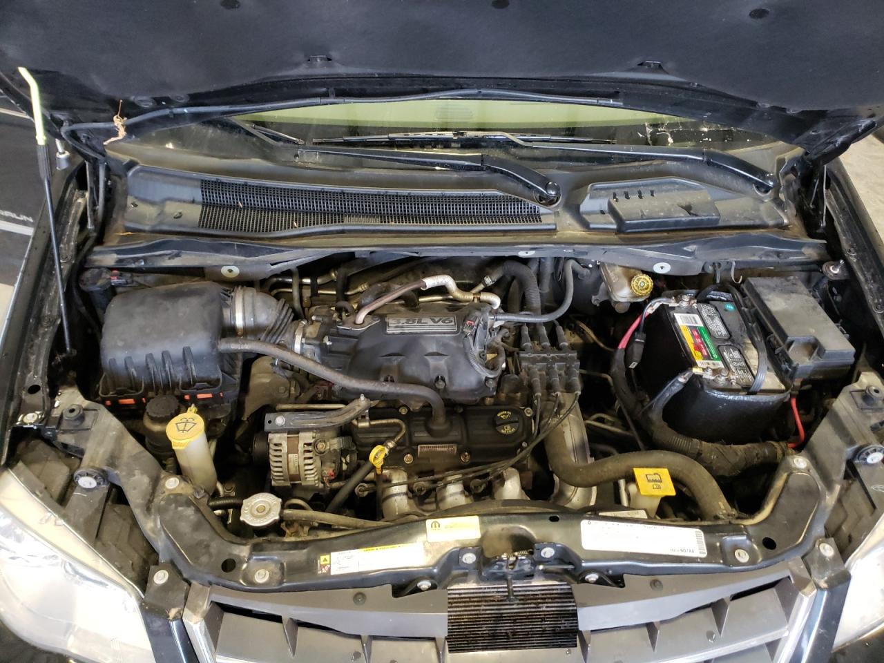 Photo 7 from auction – 2009 CHRYSLER TOWN & COU with VIN 2A8HR54199R528429