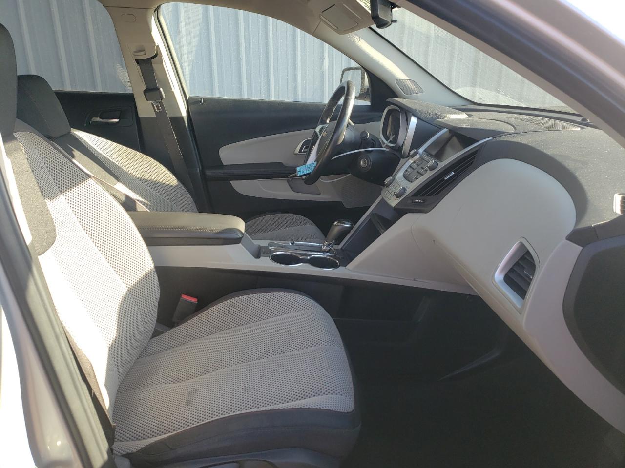 Photo 5 from auction – 2017 CHEVROLET EQUINOX LT with VIN 2GNALCEK0H1503865