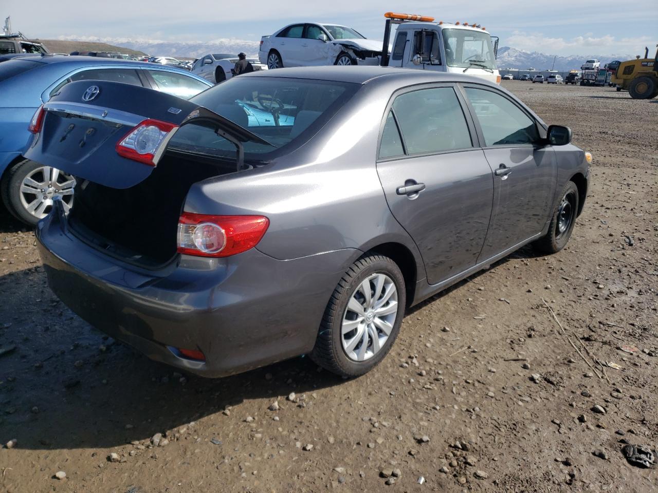 Фото 4 с аукциона – 2012 TOYOTA COROLLA BA с VIN 5YFBU4EE6CP059377
