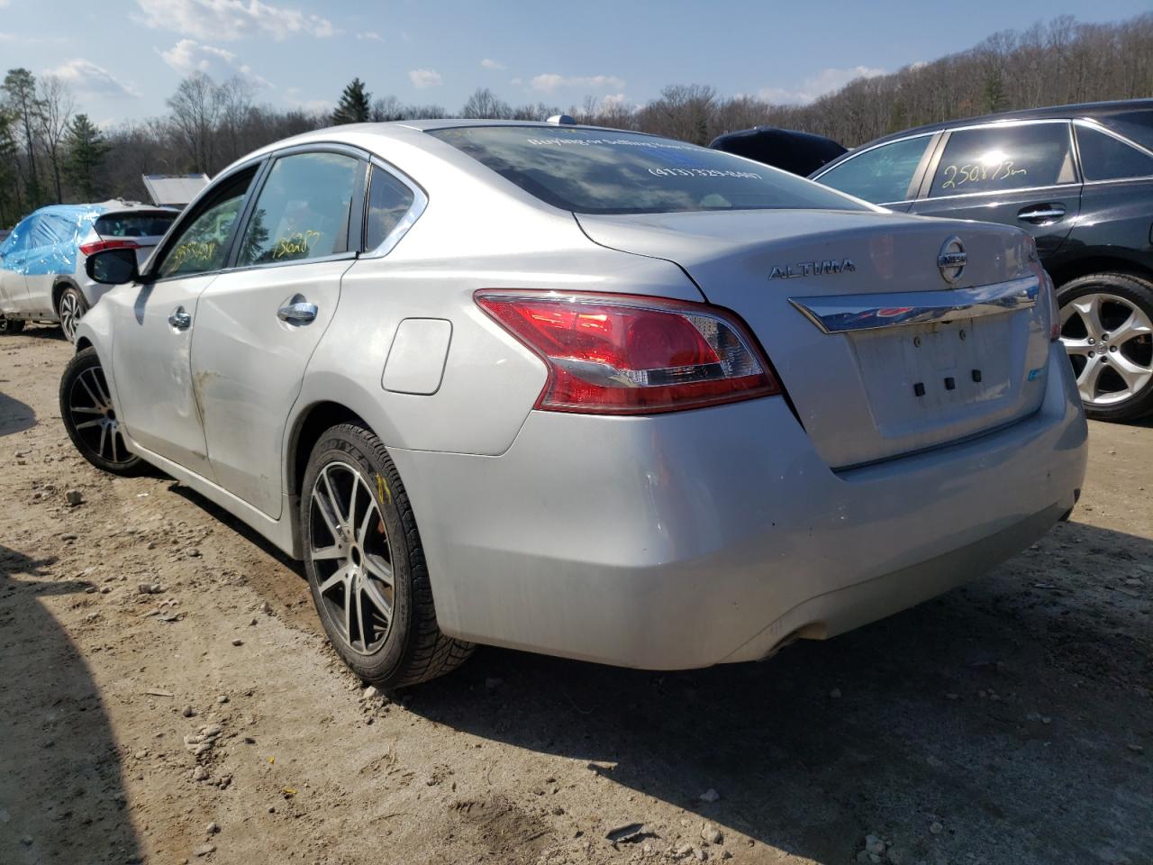 Photo 3 from auction – 2013 NISSAN ALTIMA 2.5 with VIN 1N4AL3AP1DC239737